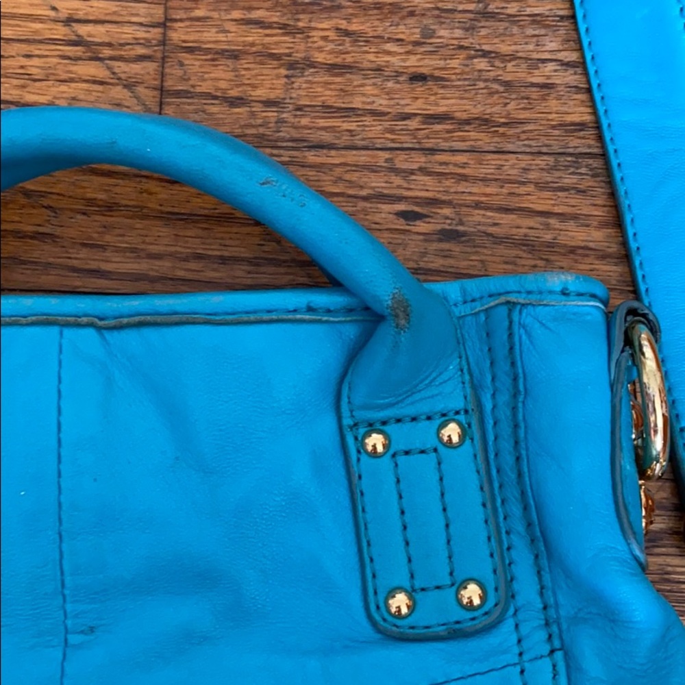 Rough Roses Leather Bag - Picture 5 of 7